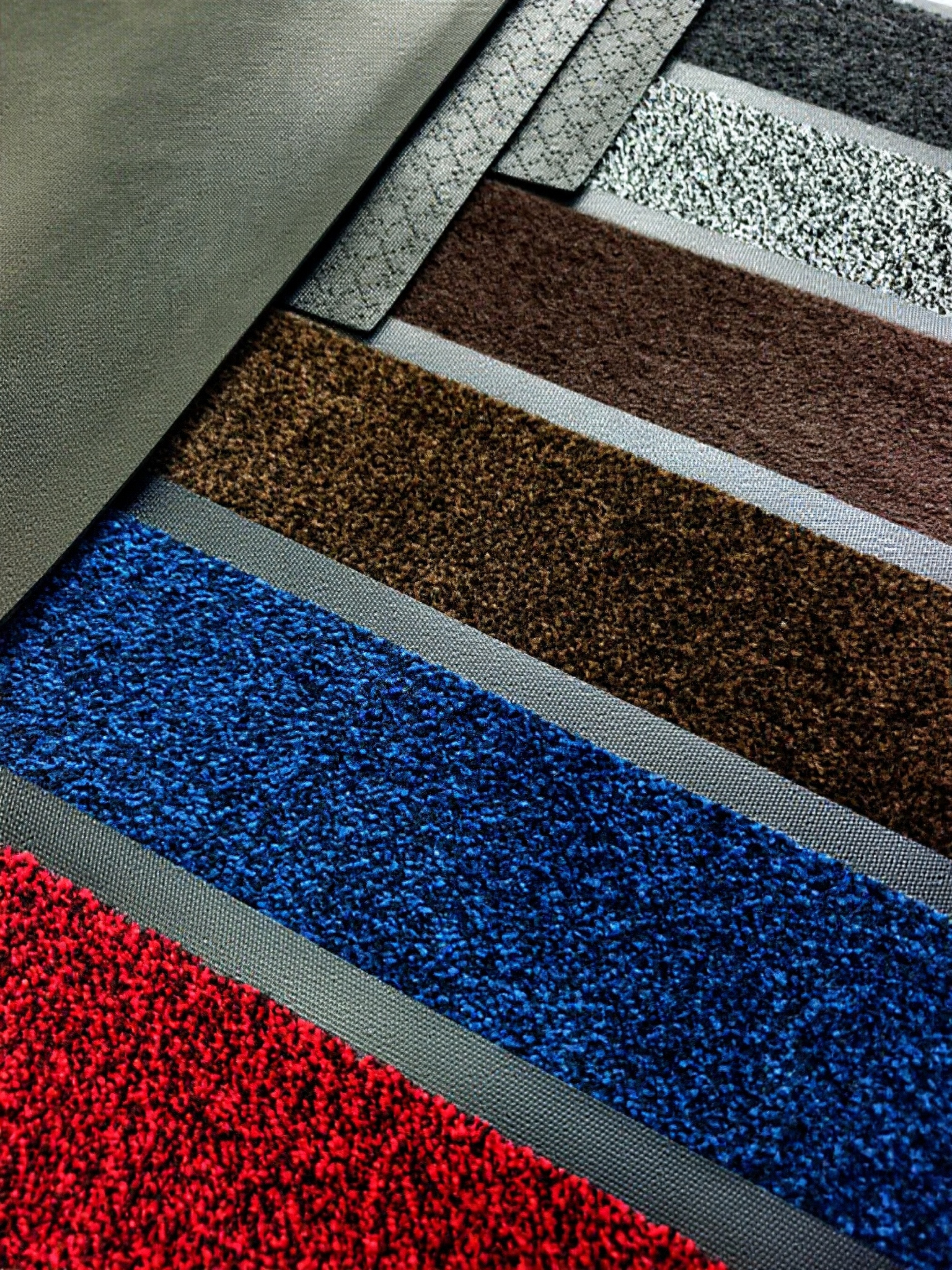 Pile and edge detail